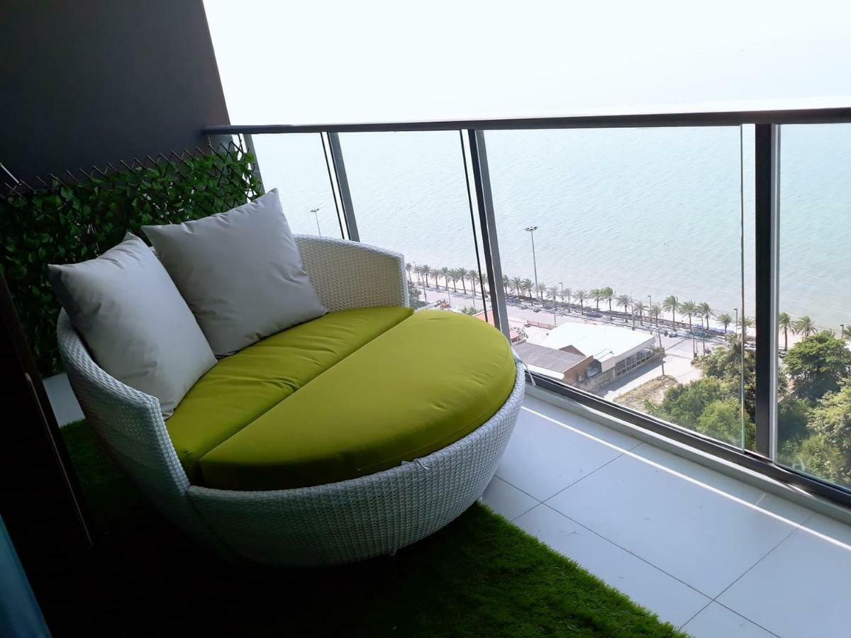 Aeras - The Ultimate Beachfront Experience 좀티엔 비치 외부 사진