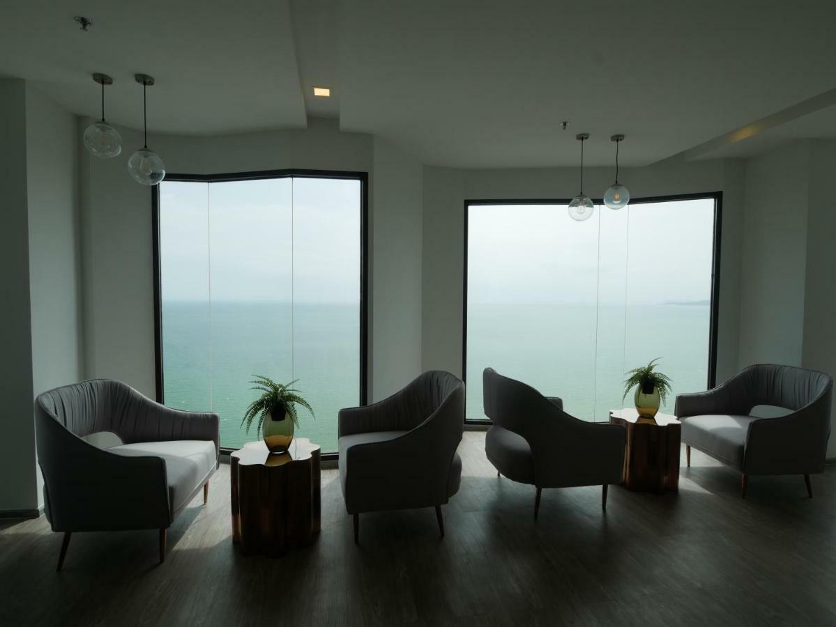 Aeras - The Ultimate Beachfront Experience 좀티엔 비치 외부 사진